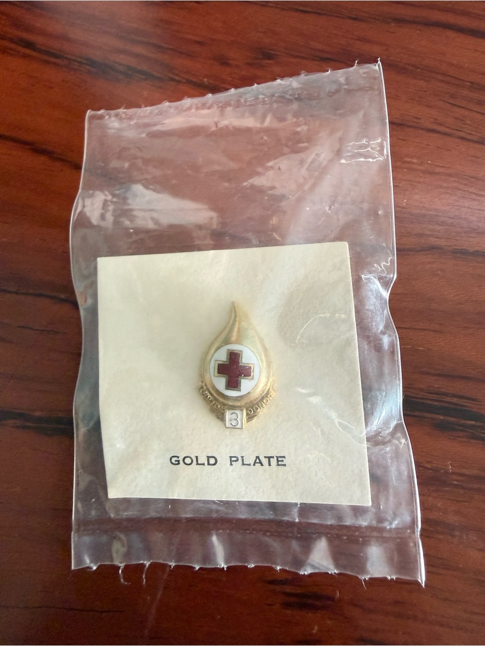 Vintage 3 Gallon Blood Donor Pin Gold Plate Red Cross Enamel Original Card
